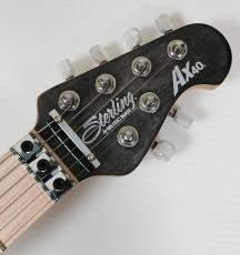 Sterling by MUSIC MAN AXIS AX40 -Trans Black-【日本限定復刻モデル】_8