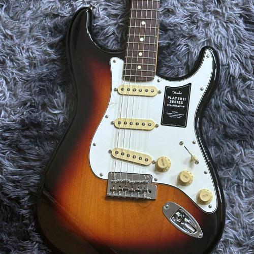 Fender Player II Stratocaster, Rosewood Fingerboard / 3-Color Sunburst 【特価】