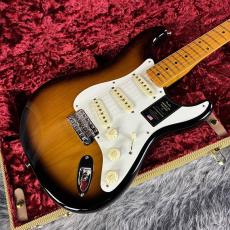Fender American Vintage II 1957 Stratocaster 2-Color Sunburst_2