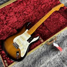 Fender American Vintage II 1957 Stratocaster 2-Color Sunburst_3