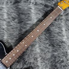 Fender American Vintage II 1977 Telecaster Custom 3-Color Sunburst_4
