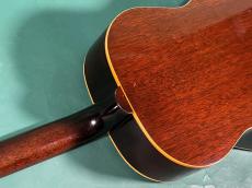 Gibson LG-2_9