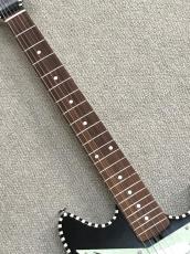 Caramel’s Guitar Kitchen M1 Black Olive_5
