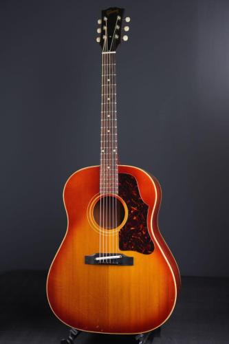 Gibson J-45 CS