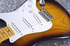 Fender 70th Anniversary American Vintage II 1954 Stratocaster / 2Color Sunburst [#V701272][3.74kg]_10