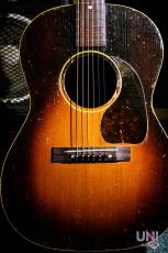 Gibson LG-2 / 1940年代