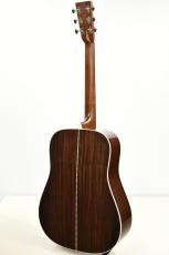 Martin 【クロサワ横浜店】D-28 #3056427【木目も色も良いローズウッドサイド&バック】_4