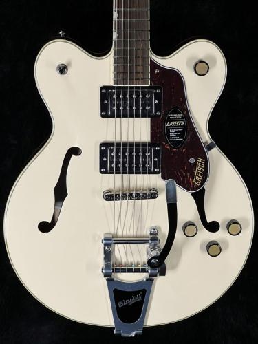 Gretsch G2622T Streamliner Center Block Double-Cut with Bigsby-Vintage White-