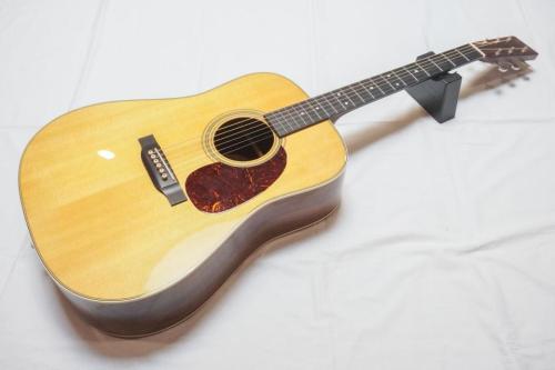 Martin D-28