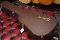 Gibson J-45_17