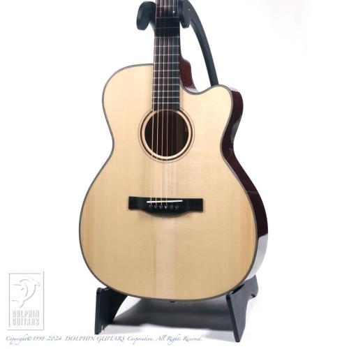Santa Cruz OM Cutaway Custom Figured Mahogany (Short Scale)