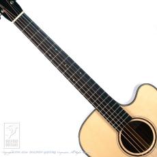 Santa Cruz OM Cutaway Custom Figured Mahogany (Short Scale)_5