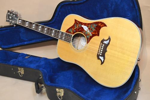 Gibson DOVE　2008年製