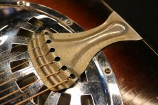 Dobro 【動画あり】 60D Roundneck Resonator Guitar 【1975年製Vintageご委託品】【下取り品大歓迎!】_17