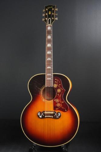 Gibson J-200