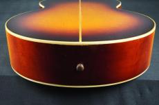 Gibson J-200_16
