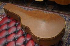 Gibson J-200_17