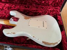 Fender Custom Shop '69 Stratocaster Heavy Relic - Handwound PU's / Olympic White/新品全国一律送料無料_4