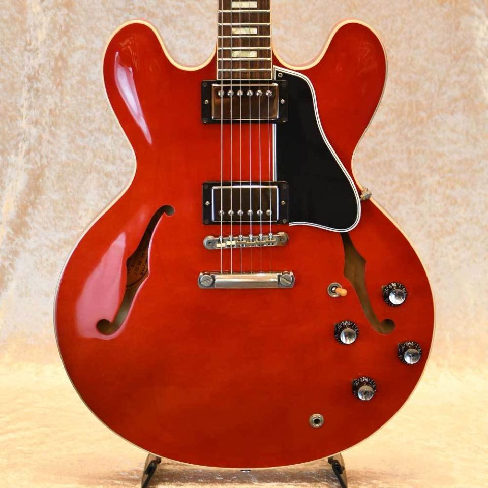 カレーナ es335タイプ No.15 Gibson Custom ES-335 Dot Gloss faded Cherry | Ken