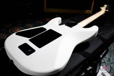 Charvel Jim Root Signature Pro-Mod San Dimas Style 1 HH FR E Satin White 2022_8