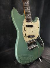 Fender 1966 MUSTANG Daphne Blue_4