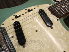 Fender 1966 MUSTANG Daphne Blue_16