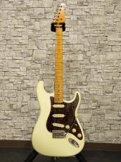 Black Smoker Sigma-SSS Trad Master Vintage White Medium Aged 2022_11