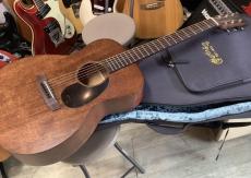 Martin 00-15M Mahogany マイク搭載! 【 アンプに繋げる マーチン オール単板 マホガニー 0015M ダブルオー 】
