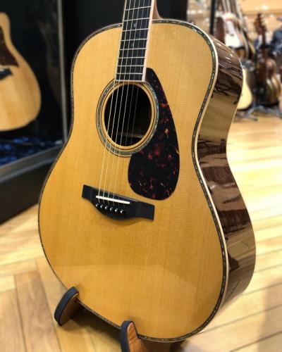 YAMAHA LL36 ARE