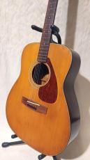 YAMAHA FG-200_4