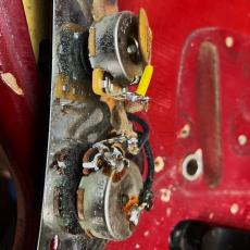 Fender  1965 Mustang Red_8