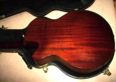 Guild F4CE-NT　　USA製_8