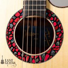Hozen Guitars Blue Label Deep OM Swiss Moon Spruce Granadillo_4
