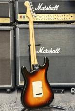 Fender 【夏のボーナスセール】 American Stratocaster -3-Color Sunburst / Rosewood- 2005年製【3.60kg】_4