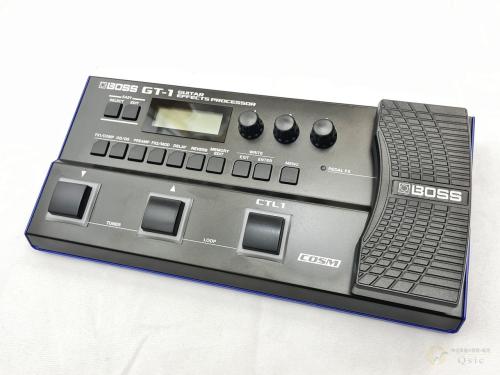 BOSS GT-1 [RMM86]【梅田店在庫】