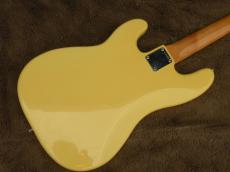 Fender American Vintage 62'Precision Bass_4