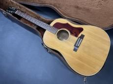 Gibson J-50 / Spruce Top・Mahogany Side and Back・Jacaranda Fingerboard・Mahogany Neck・Normal Saddle・Jacaranda Bridge・Large Pick guard・Nut 39mm【With Chipboard Case】1967年製