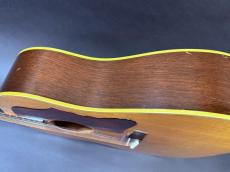 Gibson J-50 / Spruce Top・Mahogany Side and Back・Jacaranda Fingerboard・Mahogany Neck・Normal Saddle・Jacaranda Bridge・Large Pick guard・Nut 39mm【With Chipboard Case】1967年製_6