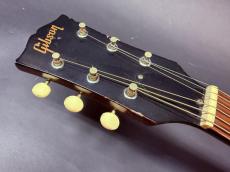 Gibson J-50 / Spruce Top・Mahogany Side and Back・Jacaranda Fingerboard・Mahogany Neck・Normal Saddle・Jacaranda Bridge・Large Pick guard・Nut 39mm【With Chipboard Case】1967年製_9