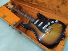Fender stevie ray vaughan stratocaster