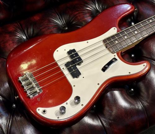 Fender 1972 Precision Bass - Candy Apple Red -