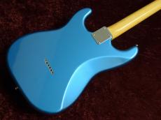 Fender Made in Japan Limited Stratocaster XII Lake Placid Blue_3