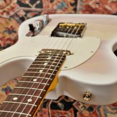 Fender Made in Japan Hybrid II 2026 Collection Telecaster Misty Satin, Rosewood Fingerboard, Yellow Mist_5