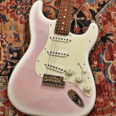Fender Made in Japan Hybrid II 2026 Collection Stratocaster Misty Satin, Rosewood Fingerboard, Pink Mist