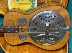 Dobro HOUND DOG ROUND NECK_2