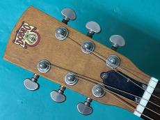 Dobro HOUND DOG ROUND NECK_5