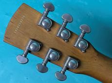 Dobro HOUND DOG ROUND NECK_6