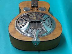Dobro HOUND DOG ROUND NECK_11