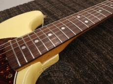 Fender 1980s MUSTANG White / Ash_17