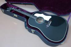 Gibson Kazuyoshi Saito J-45 Signature Model / Spruce Top・Mahogany Side and Back・Belly Down Bridge/ TUSQ in Black Saddle・With Original Fishman Ellipse Matrix Blend・Large Pick guard With Dummy Screws【With Ori